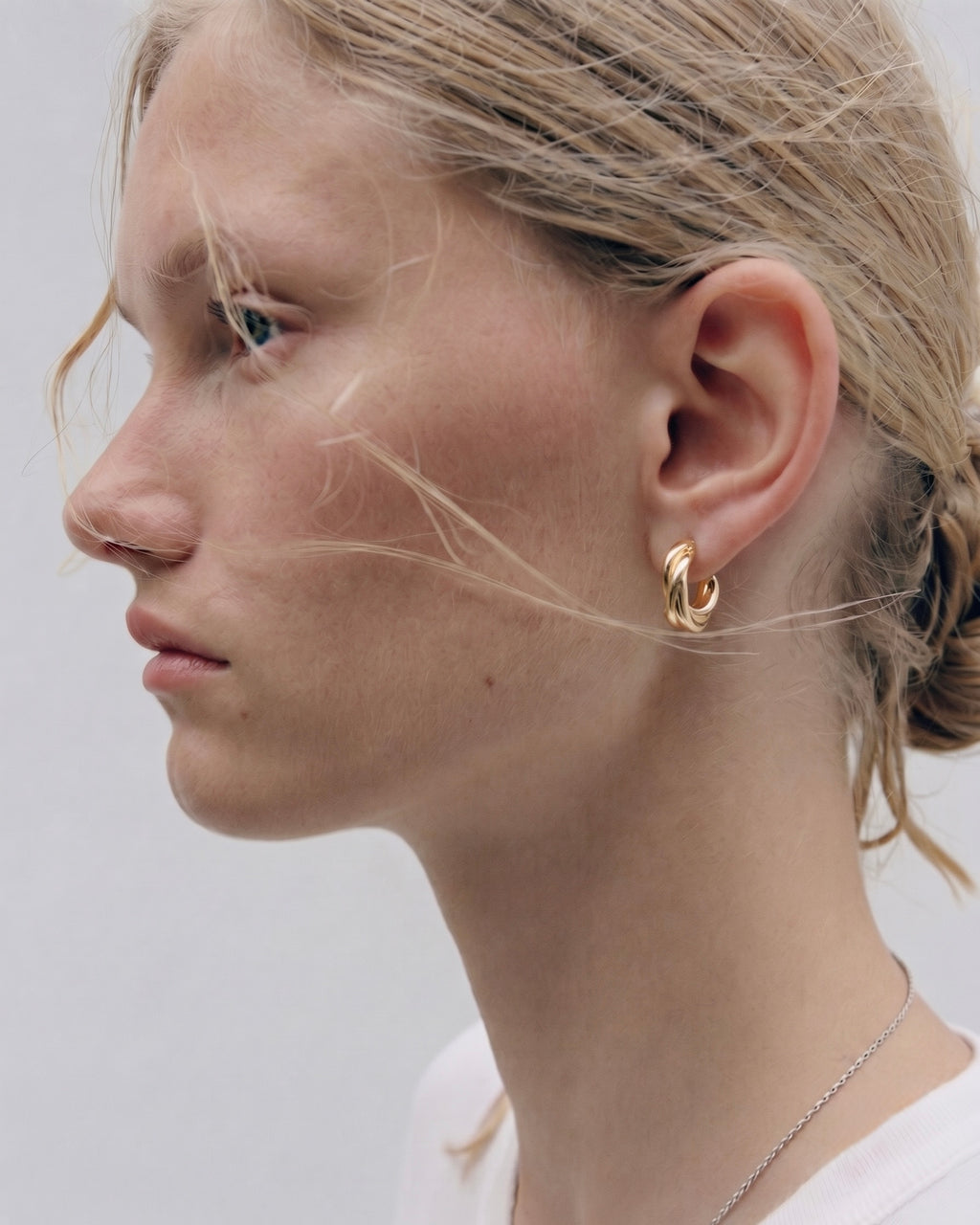Twist Hoop Earring