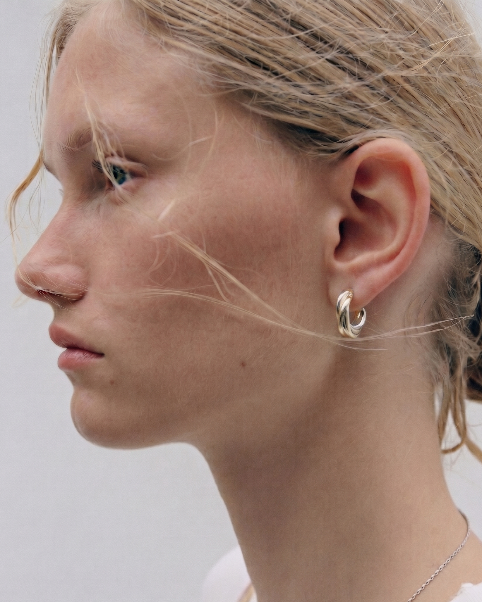 Twist Hoop Earring